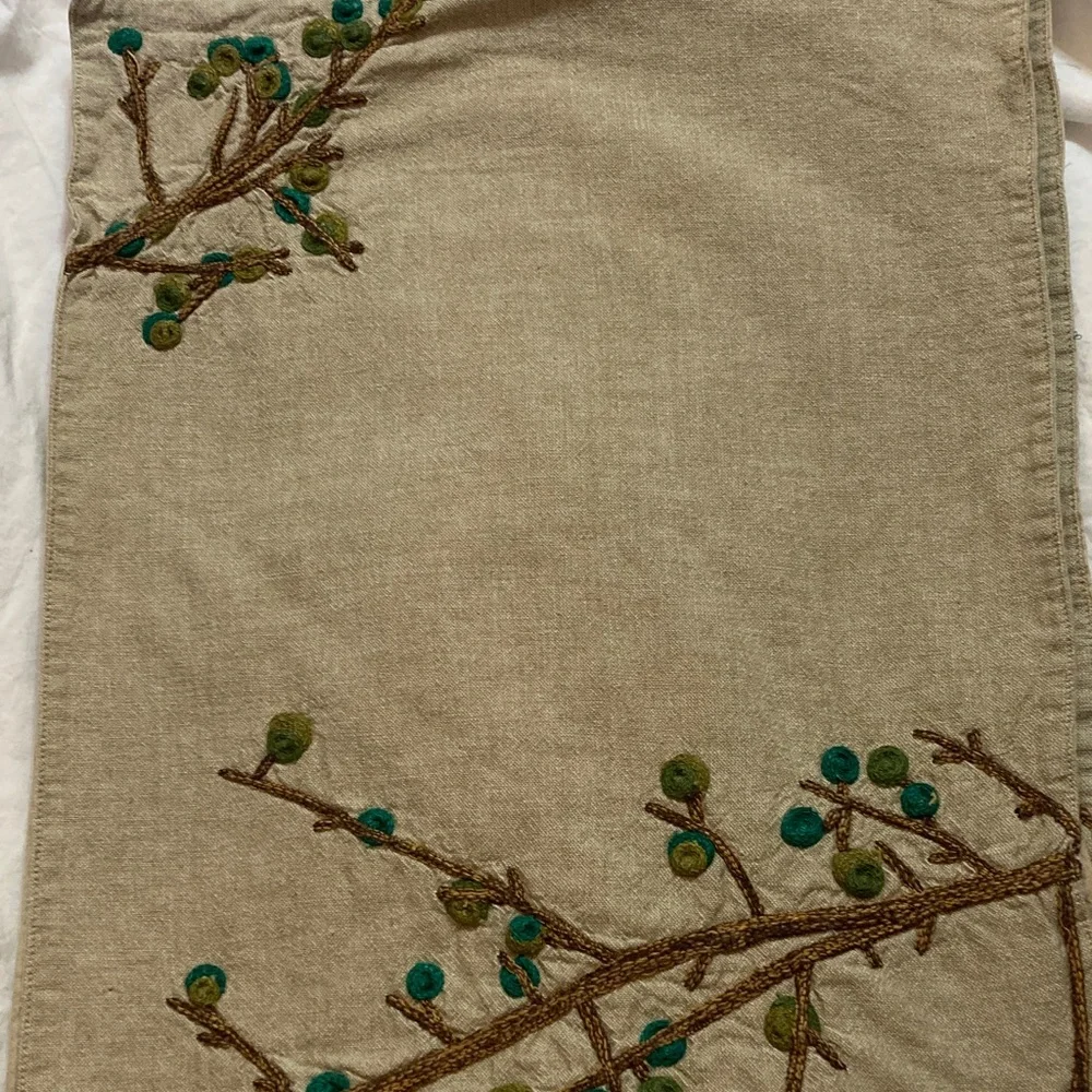 Crate& Barrel Set of 3 tan placemats Embroidered with Green brown cotton